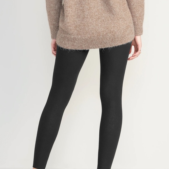 NWT OLD NAVY High-Waisted Rib-Knit Legging.COLOR BLACK JACK SIZE MEDIUM - Picture 2 of 8